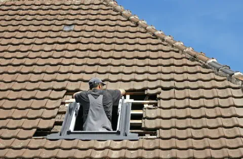 Pose de velux - Roullet Saint-Estephe